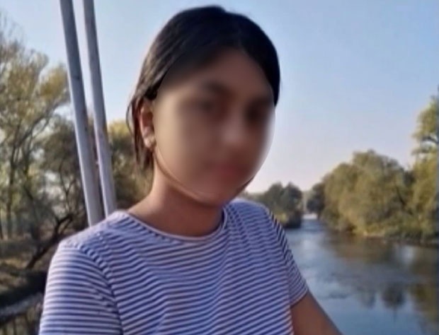 Емил је пронашао Монику, а јутрос је изненадио у њеном дому: Девојчица и њен спаситељ очи у очи после свих недаћа, она не скида осмех с лица (ФОТО)